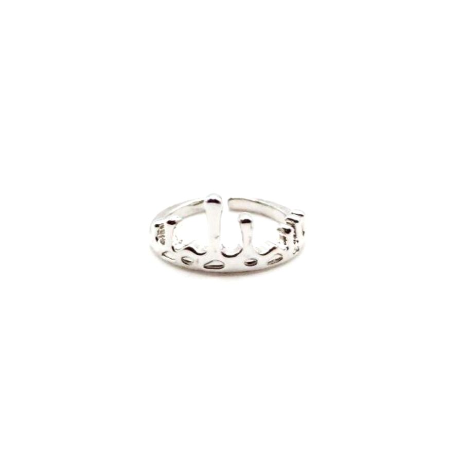 Anillo plateado con diseño calado fluido - foto 3